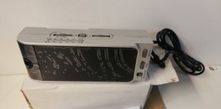 1123- RELOJ DESPERTADOR RADIO- NUEVO- SIN USAR- RE