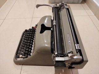 OLIVETTI Lexicon 80