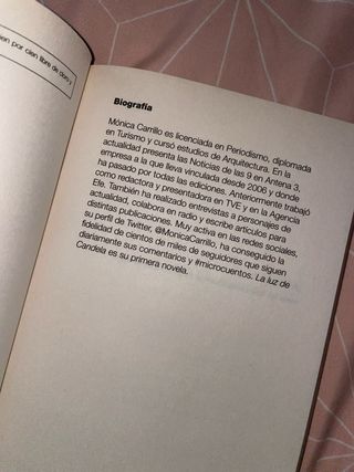 Libro “La Luz de Candela”