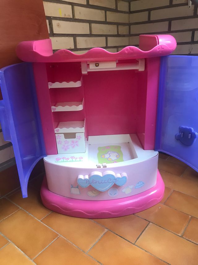 Armario para ropa de bebé (juguete nenuco)