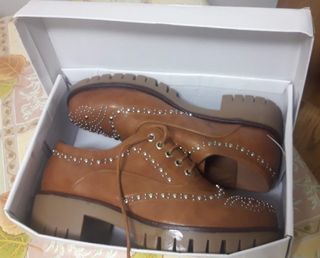 Zapatos camel