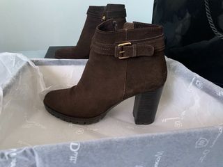 Botín serraje marrón Massimo Dutti