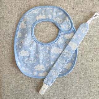 Conjunto babete e fita de chucha