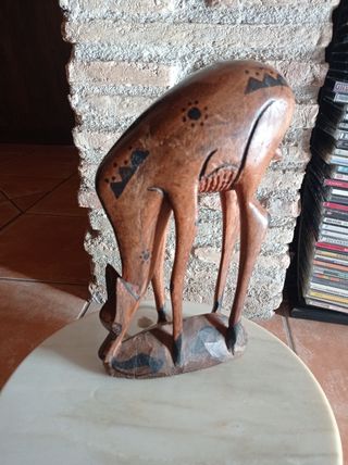 Statua in legno lavorato