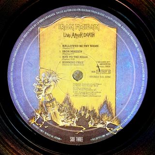 Varios vinilos y VHS IRON MAIDEN Killers / Live