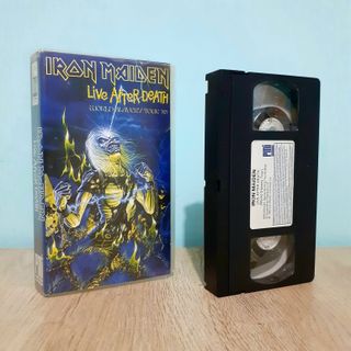 Varios vinilos y VHS IRON MAIDEN Killers / Live