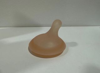 Biberon Suavinex zero zero flujo lento.