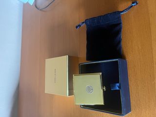 Polver joya de Estee Lauder,nueva