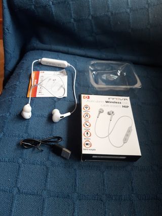 Auriculares Wireless con cable trasero