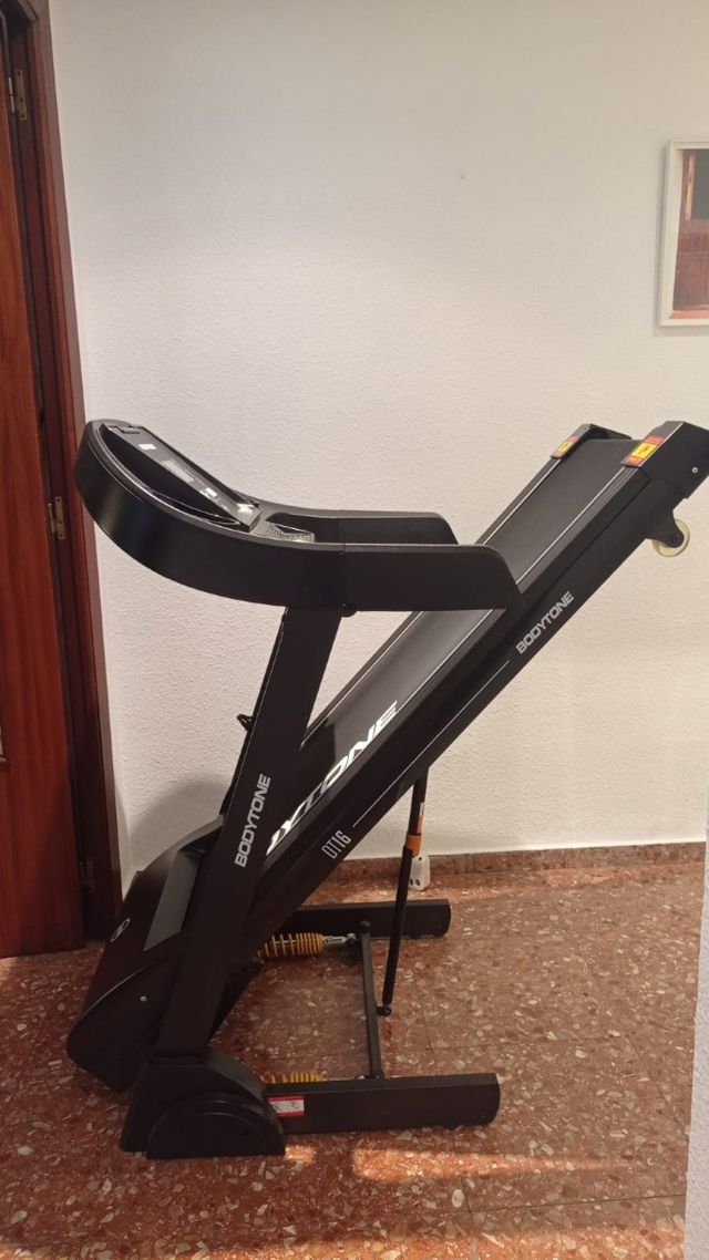 Cinta de correr DT16 bodytone