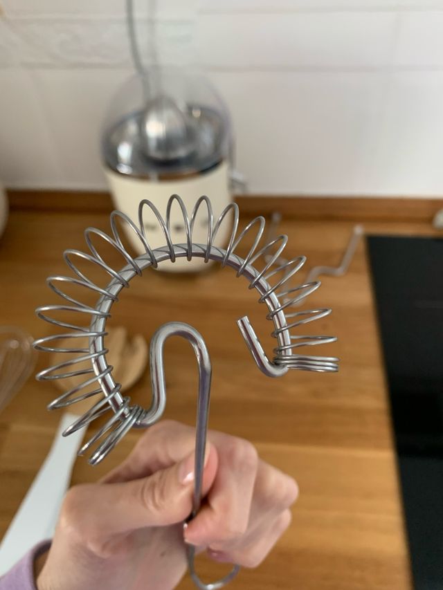 batidor de huevos plano