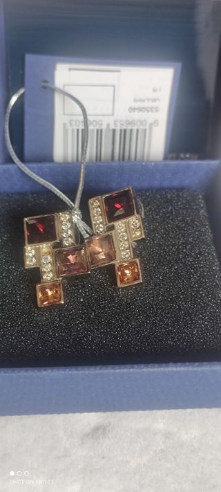 Pendientes Swarovski plata sin estrenar.