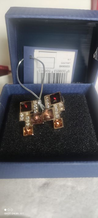 Pendientes Swarovski plata sin estrenar.
