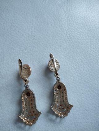 Pendientes chapados en oro