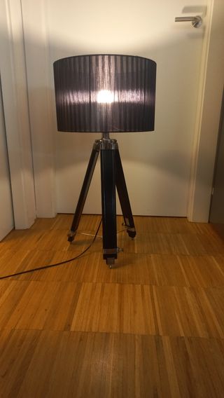 Lámpara de pie