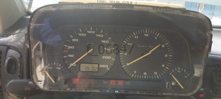 Cuadro de instrumentos Volkswagen Golf III f_06847
