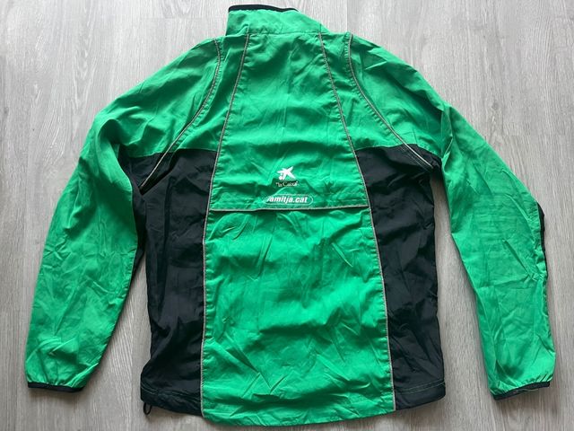 Paravientos running talla L