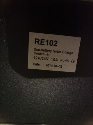 Cargador solar dos baterias 
