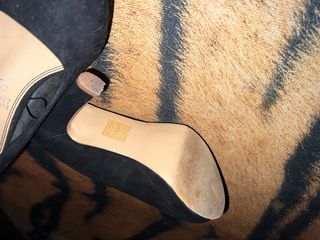 zapatos negros de tacon