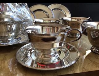 SET DE 6 TAZAS Y PLATOS PLATA