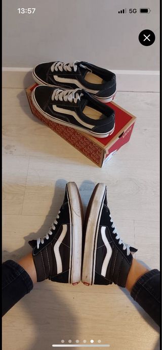 Dos pares de Vans
