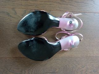 Sandalias rosas tacón fiesta