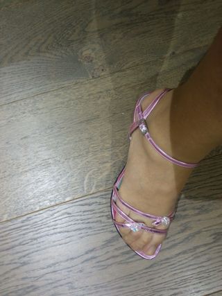 Sandalias rosas tacón fiesta