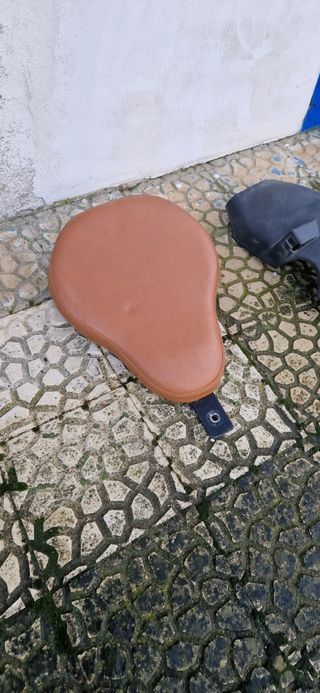 Sillín monolaza moto