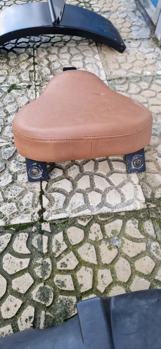 Sillín monolaza moto