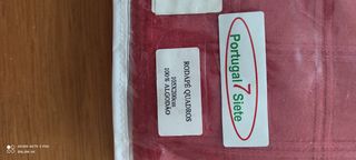 Cubre canapé 105x200 cuadros rojo