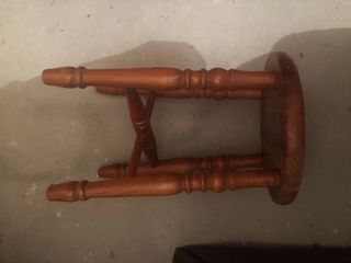 Taburete de madera