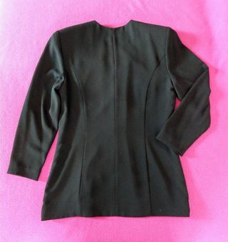 Traje chaqueta falda plisada. T 42-44
