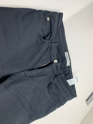 Pantalon pitillo negro mujer Zara