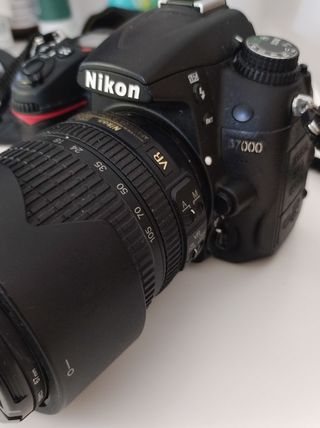 Cámara digital réflex Nikon D7000