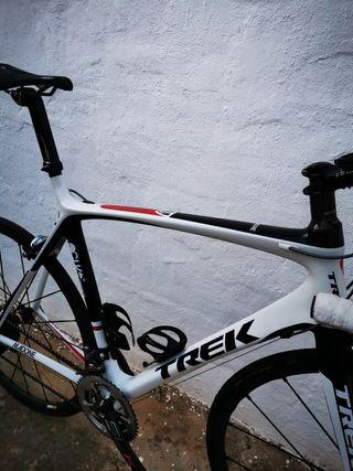Bicicleta Trek Madone 6.9 Carbono