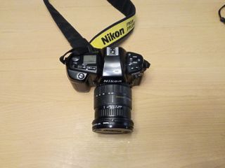 Cámara de fotos Nikon F90X