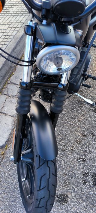 Harley Davidson Sportster 883 Iron