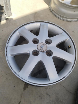 Llanta 16 pulgadas Daewoo Nubira III (2003 g_95942