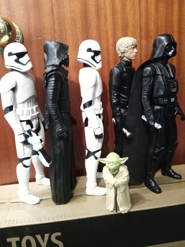 Figuras star wars titan