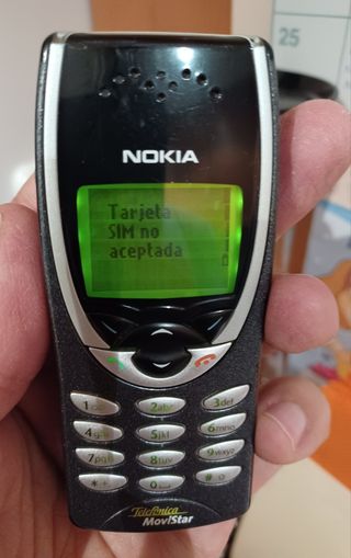 NOKIA 8210 completo