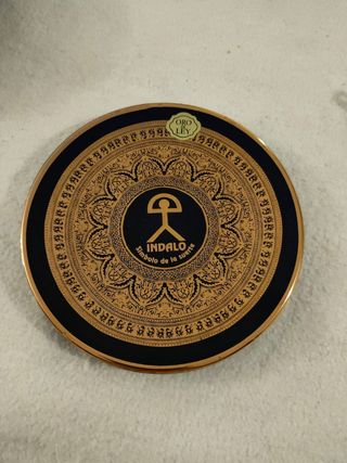 PLATO DE PORCELANA ÍNDALO DE LA SUERTE (ALMERÍA)