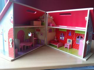 Casita de madera EUREKAKIDS