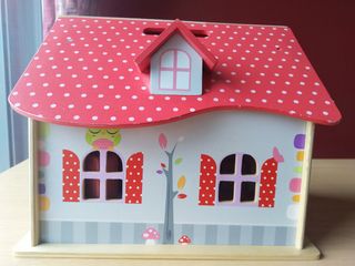 Casita de madera EUREKAKIDS