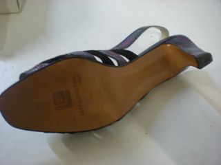 ZAPATOS  EN PIEL FRANCESES GUY LAROCHE TALLA40