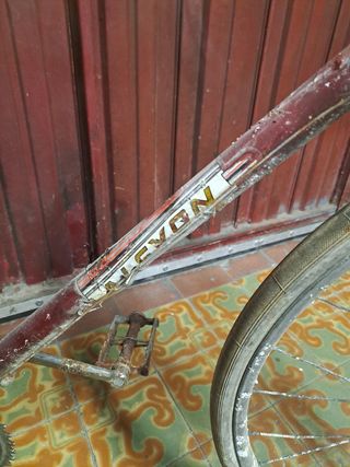 Bicicleta antigua vintage de niño ALCYON