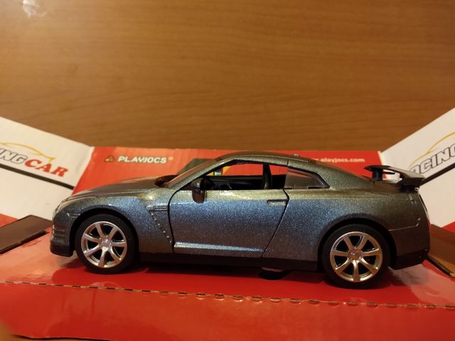 NISSAN GT-R-Playjocs-Metal-1:32