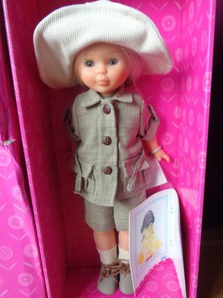 Nancy Quirón caja rosa 2000