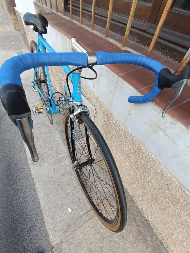 Bicicleta clásica rehabilitada