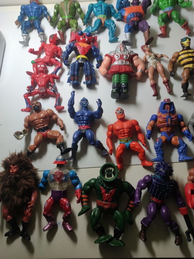 8€ x unidad masters del universo Heman