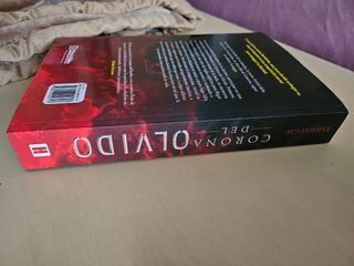 Libro Corona del Olvido